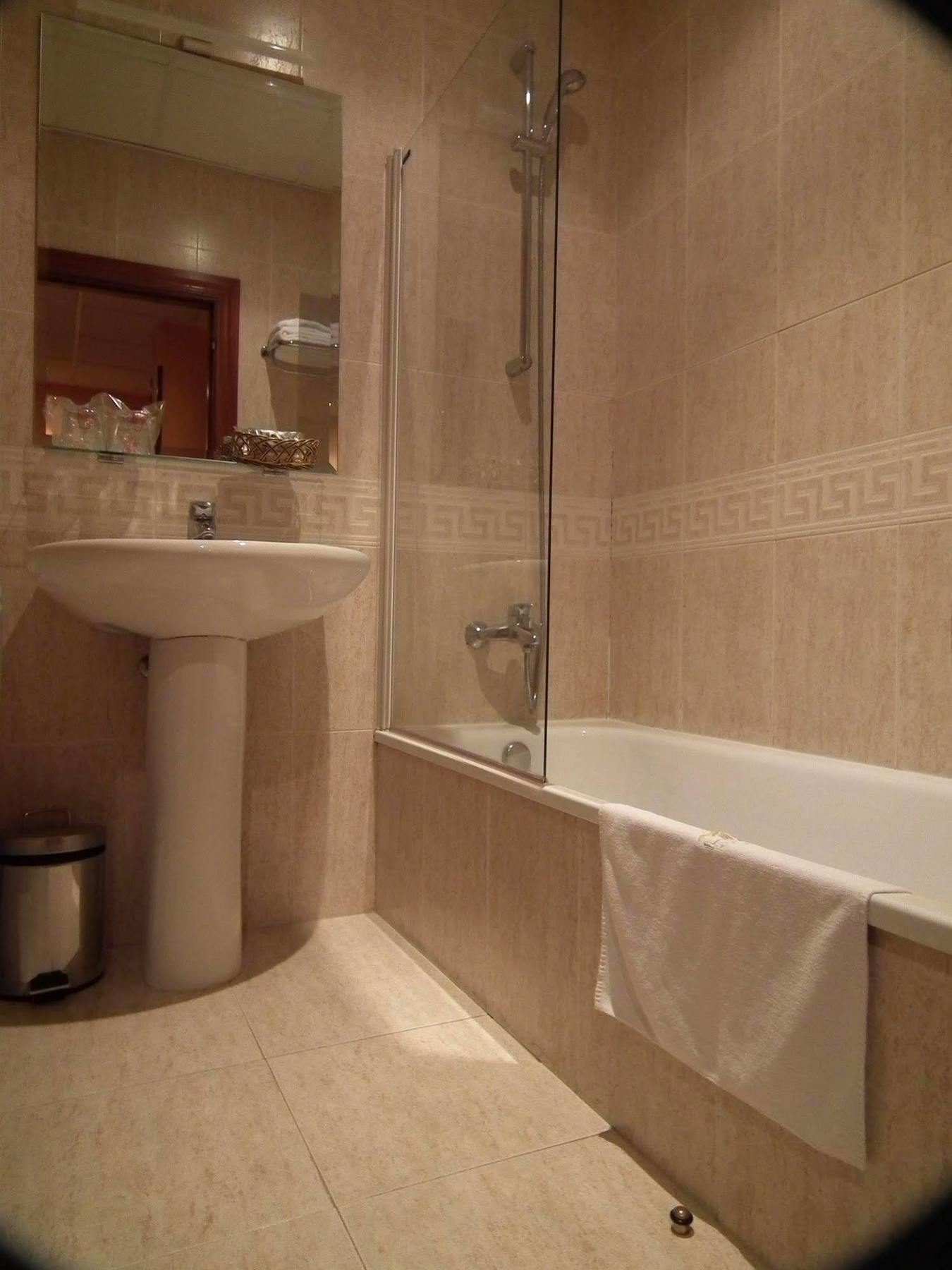 Luz Hotel Аро Екстер'єр фото